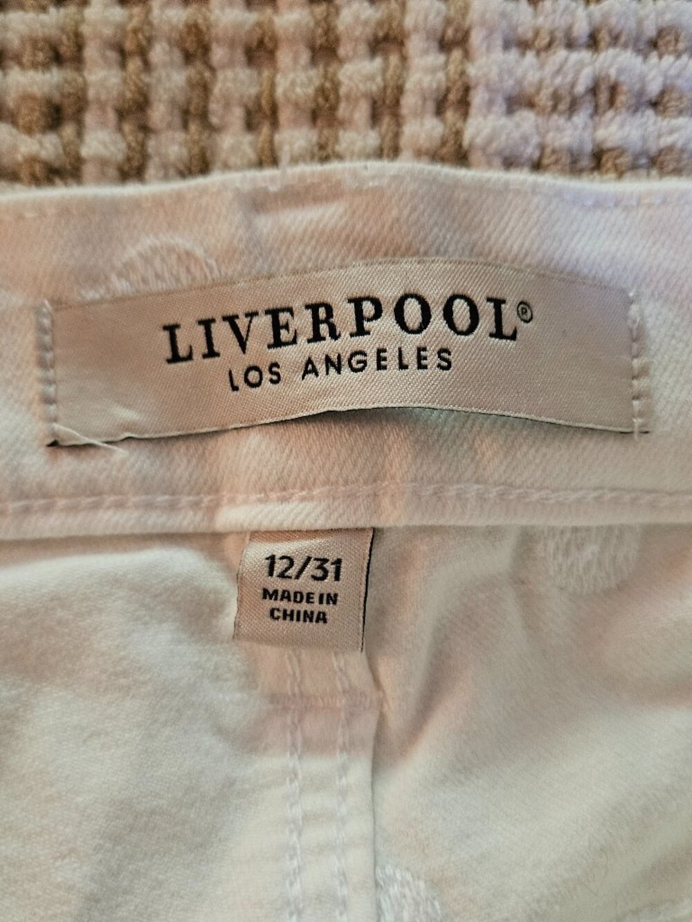 Womens White Cropped Liverpool Jeans